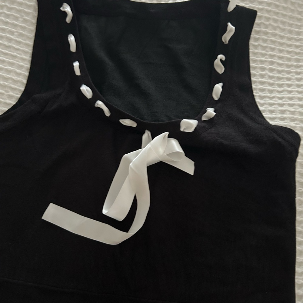 Commense Bow Pleated Short Dress - Picture 8 of 8